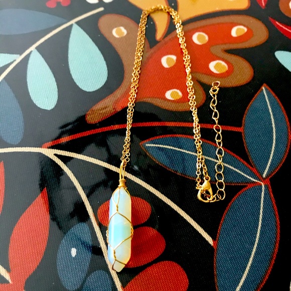 5/$30 opalite gold necklace - Picture 2 of 6